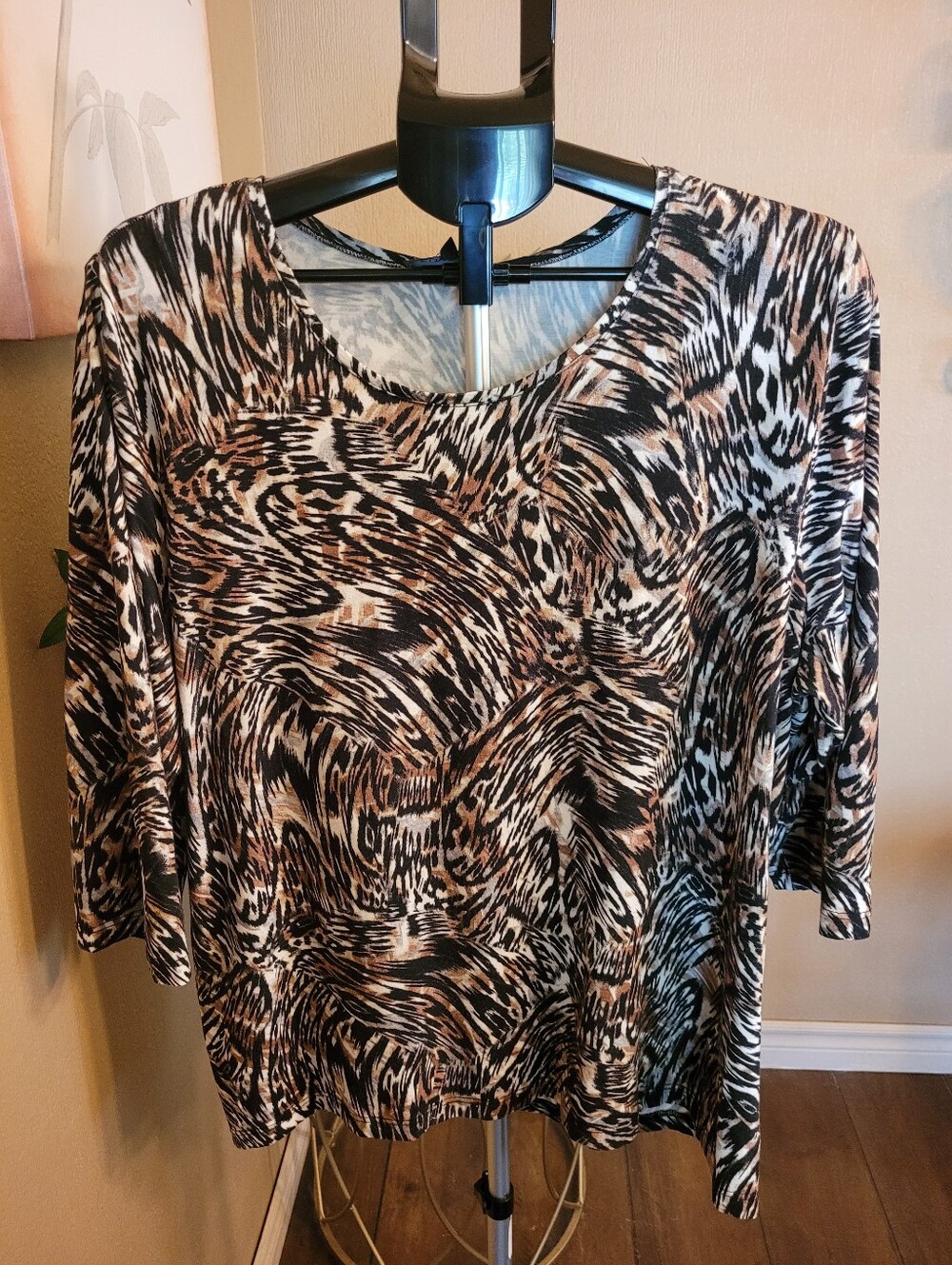 Sunday Women's Plus Printed Stretch Knit Animal Print Top
